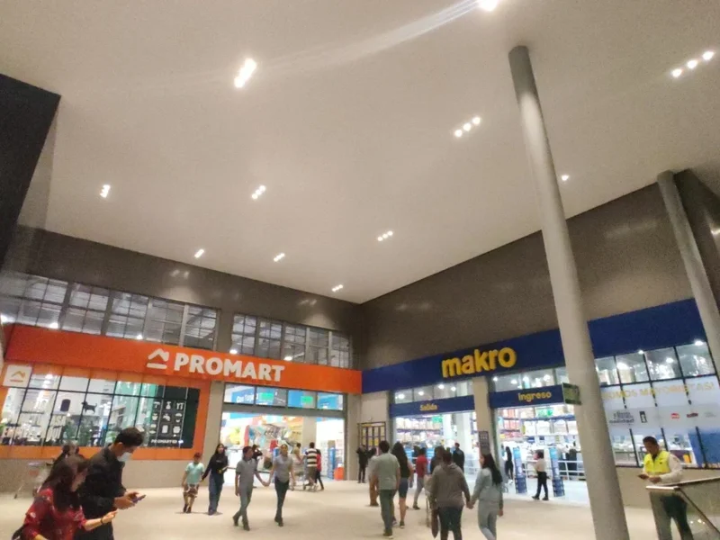 Plaza Center San Martín de Porres