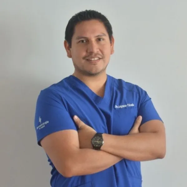 Dr. Augusto Vicuña Ríos, Dermatólogo