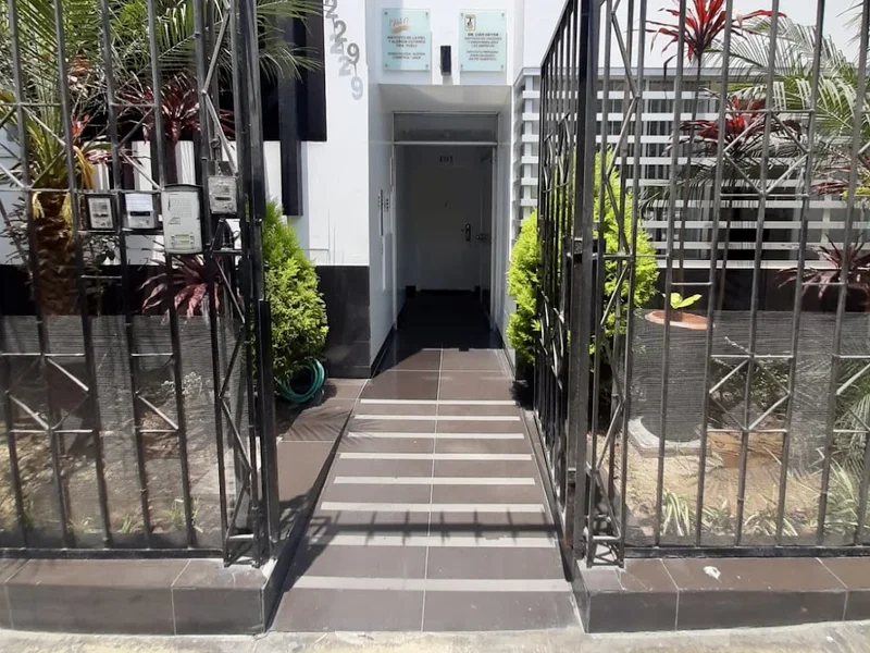 IPAC Instituto de la Piel y Alergia Cutánea en Lima, Perú. Directora: Dra. Puell