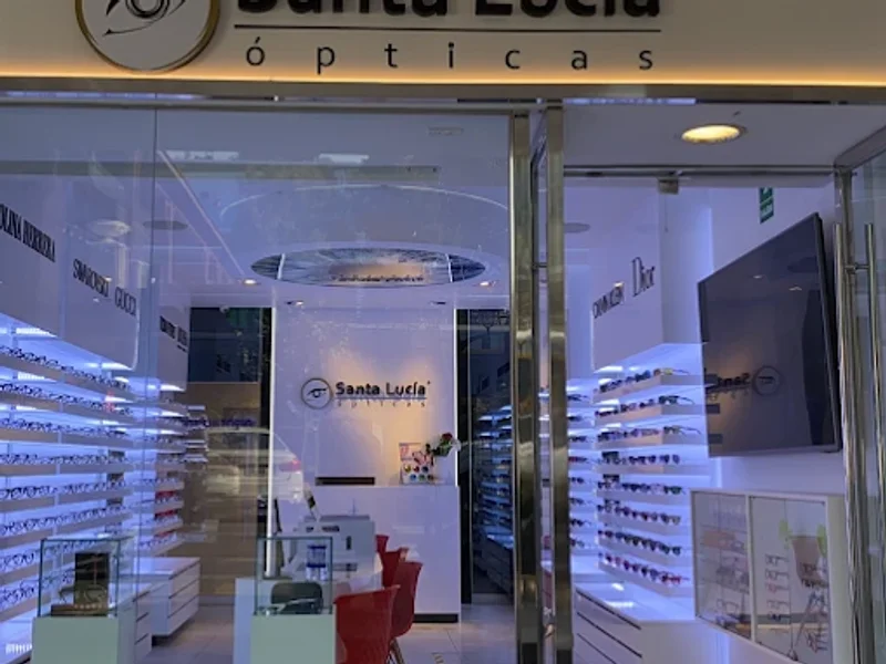 Ópticas Santa Lucía - Cc. El Polo | Óptica Especializada