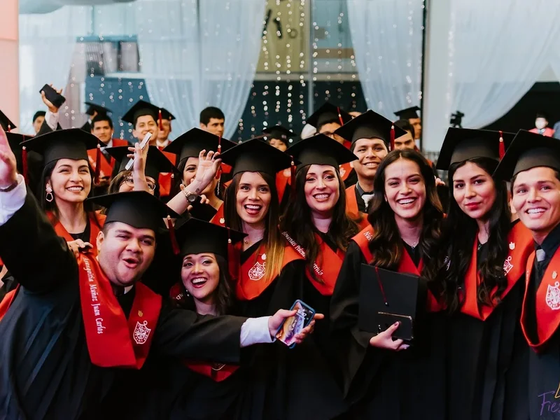 Lima Fiesta - Graduaciones