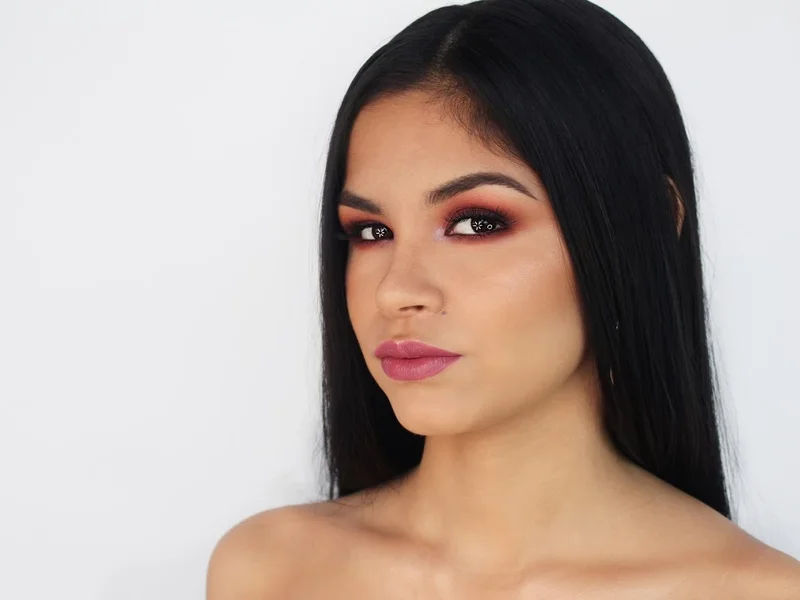 Maquillaje y peinado de novias