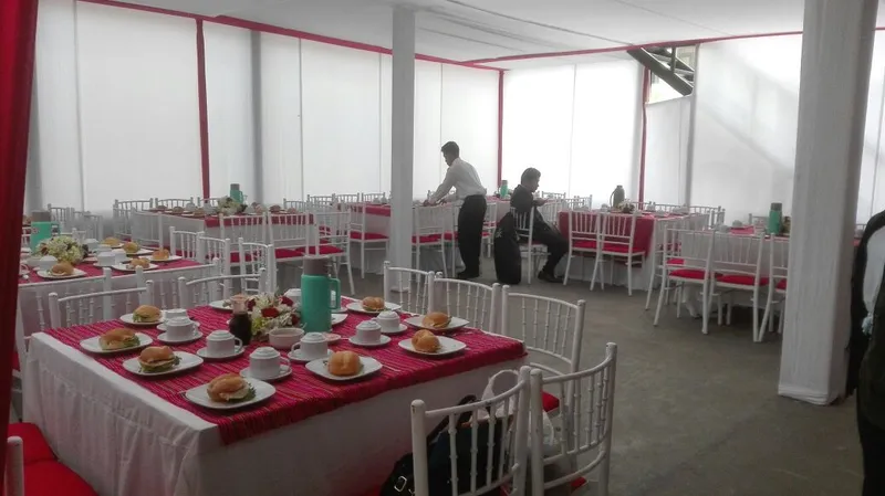 Alquiler de Toldos, mesas, sillas, hacemos coffe,almuerzos personalizados, bodas, cumpleaños , corporativo etc
