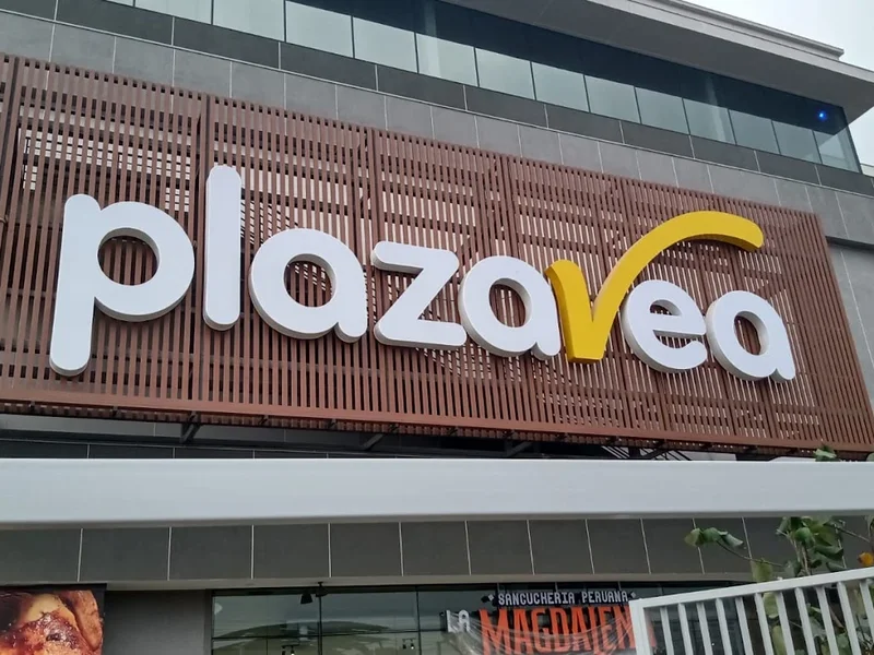 plazaVea Mall Aventura San Juan de Lurigancho