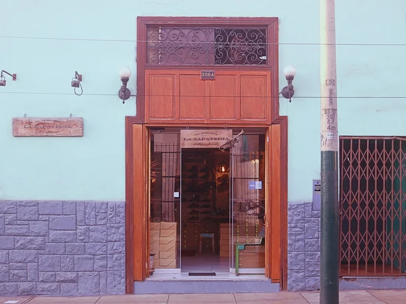 Cooperative La Zapateria Handmade