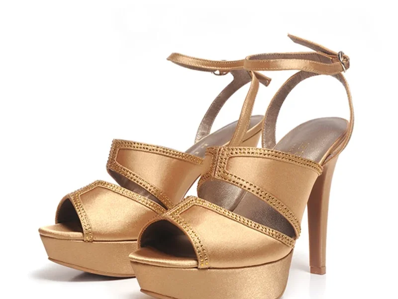 RUIZ - Diseñadores de Calzado