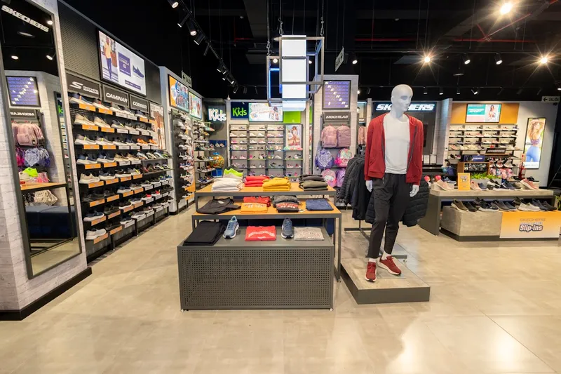 SKECHERS MALL AVENTURA SAN JUAN DE LURIGANCHO