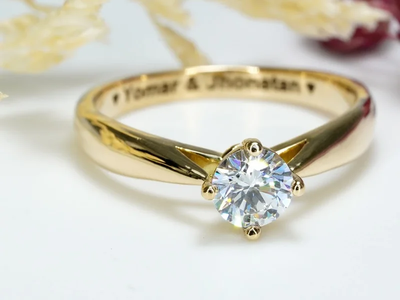 Anillos de compromiso y Aros de Matrimonio Kristall Joyeria