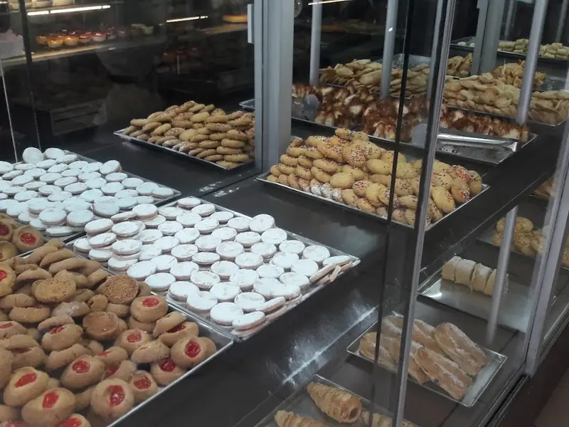 Pastelería Fresa y Chocolate