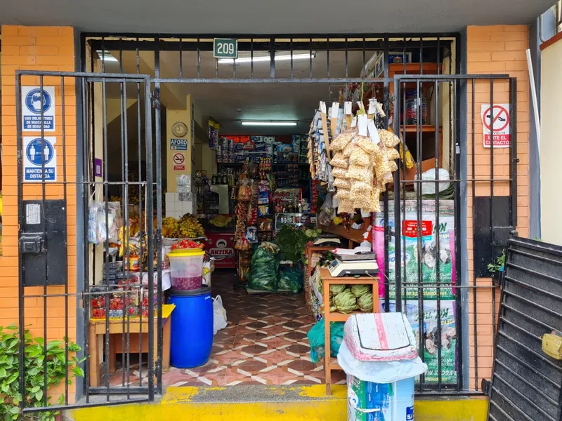 VERDULERIA Y FRUTERIA EL CHAPARRAL