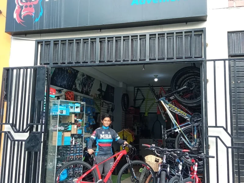 Monito's Bike Adventure