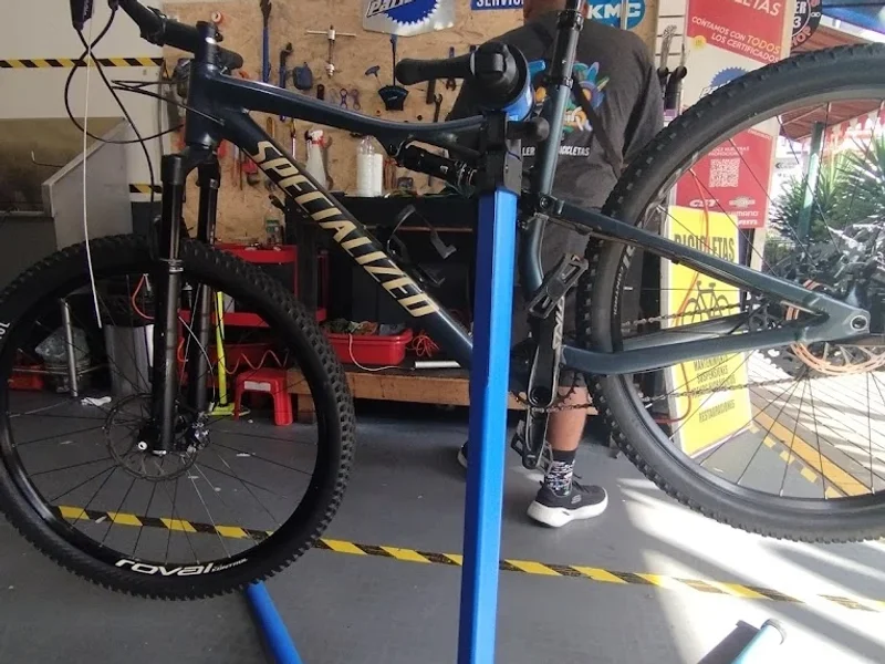 Casco urbano - Taller de bicicletas