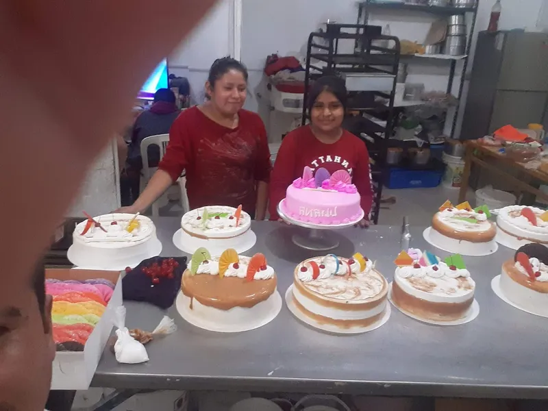 Panadería y Pastelería La Casa de la Torta