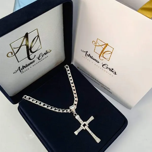 Adriana Cortes Joyas & Accesorios