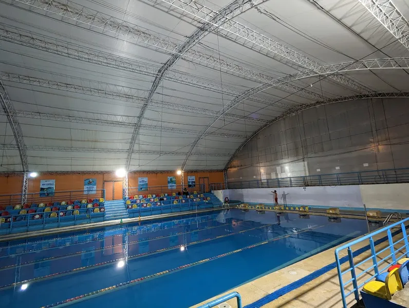 Piscina Municipal César Vallejo