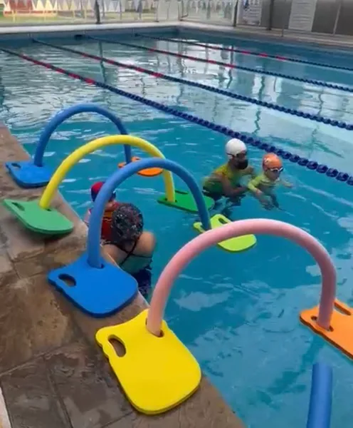 Academia de Natación Batavia Nadadores - Sede Surco Viejo