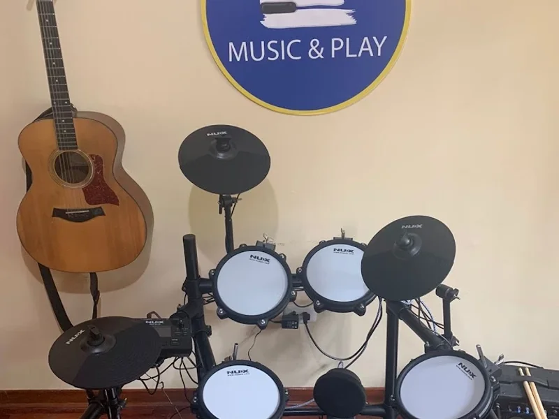 Music & Play - Escuela de Música