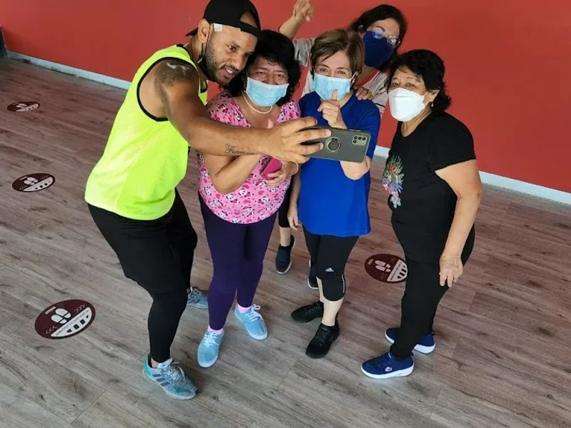 Academia de Baile de Asistir.pe