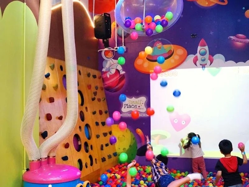 Small Place Coffee & Fun - Miraflores