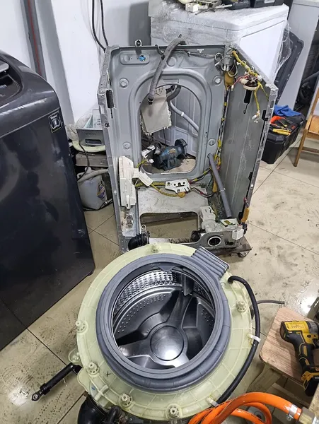 Reparación, técnico, Mantenimiento de Aire Acondicionado - Refrigeradoras - Lavadoras. Autorizado JML