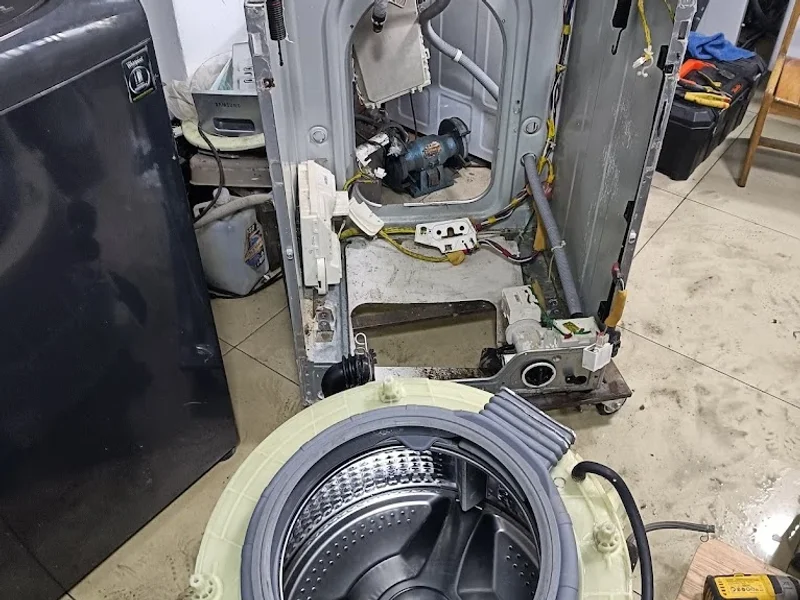 Reparación, técnico, Mantenimiento de Aire Acondicionado - Refrigeradoras - Lavadoras. Autorizado JML