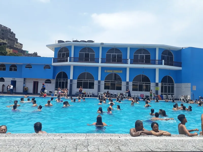 Piscina Del Centro De Esparcimiento El Potao