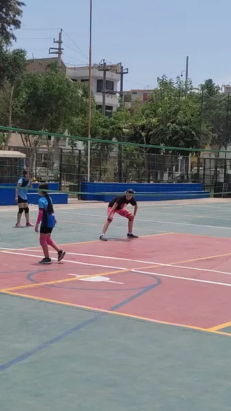 PISCINA TEMPERADA - ACADEMIA DEPORTIVA NUEVA GENERACIÓN