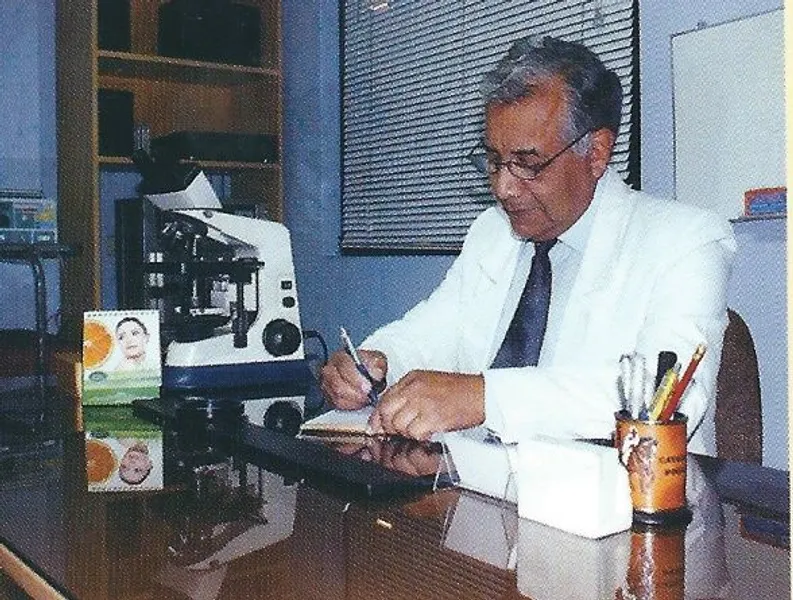 Dr. Pérez Del Arca César. Dermatólogo Clínico.