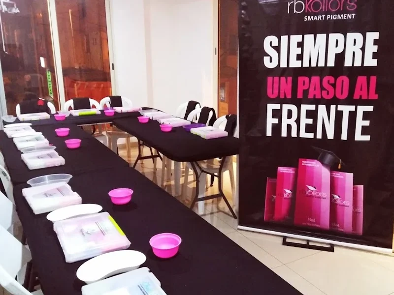 Academia Peruana de Micropigmentación