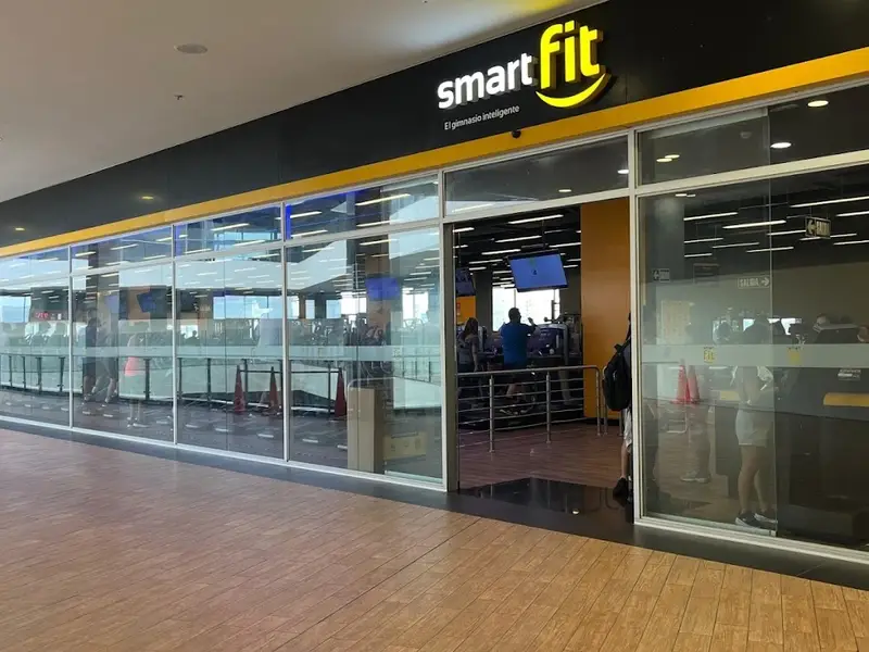 Gimnasio Smart Fit - Plaza San Miguel