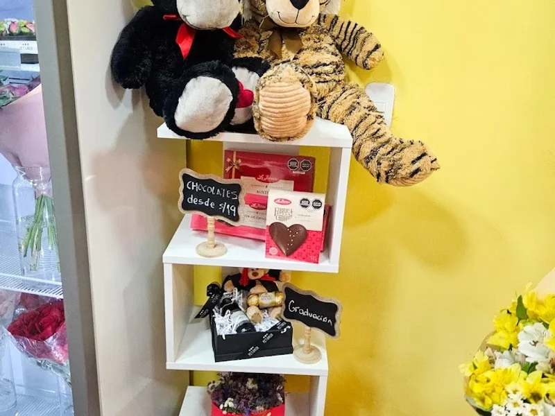 PETUNIA Florerías Miraflores