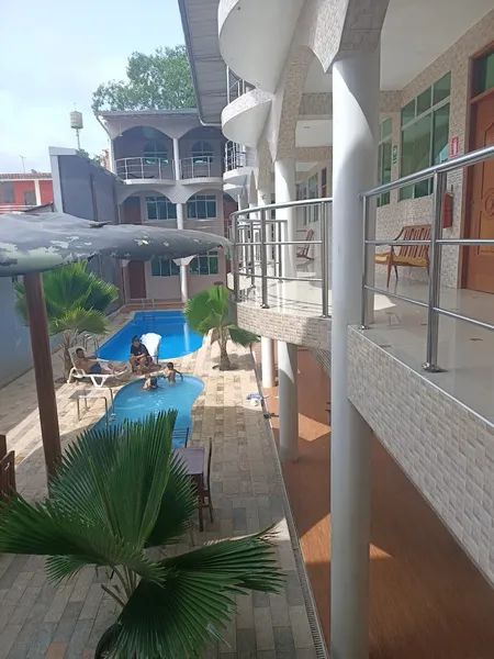 Golden River Hotel