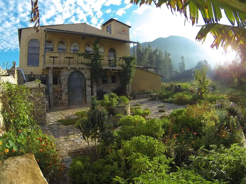 IntiRumi Inn - Hotel & Restaurante Huerta a Mesa
