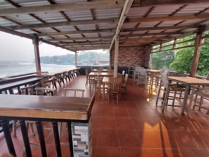 Tsunami Seafood Grill & bar