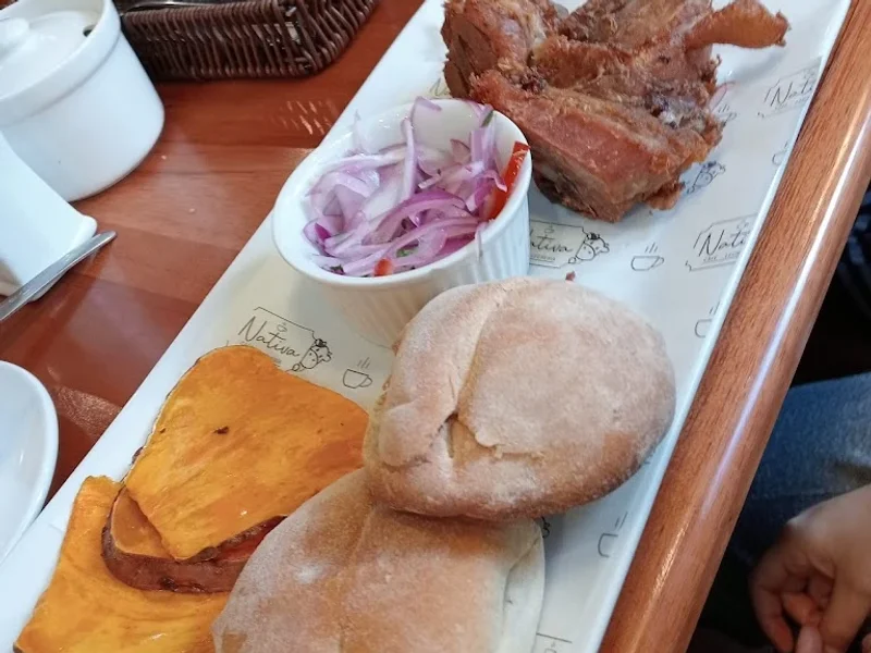 Nativa café-Lechería