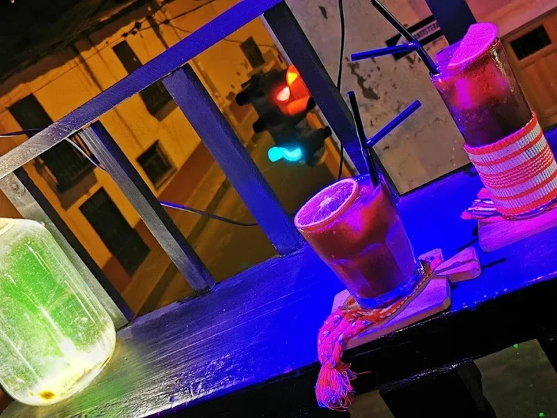 Peruchos Chilling Bar - Pizzas Vigos