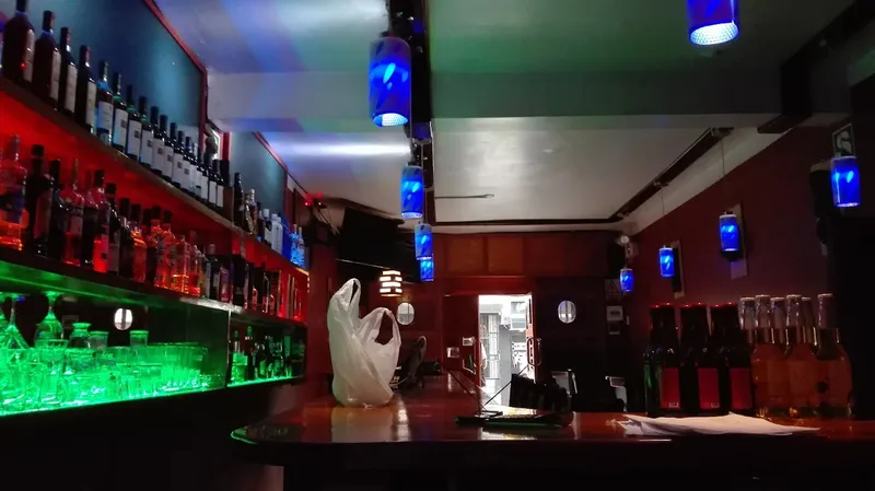 El Tío Enrique – Resto Pub Suizo-Alemán en Huaraz