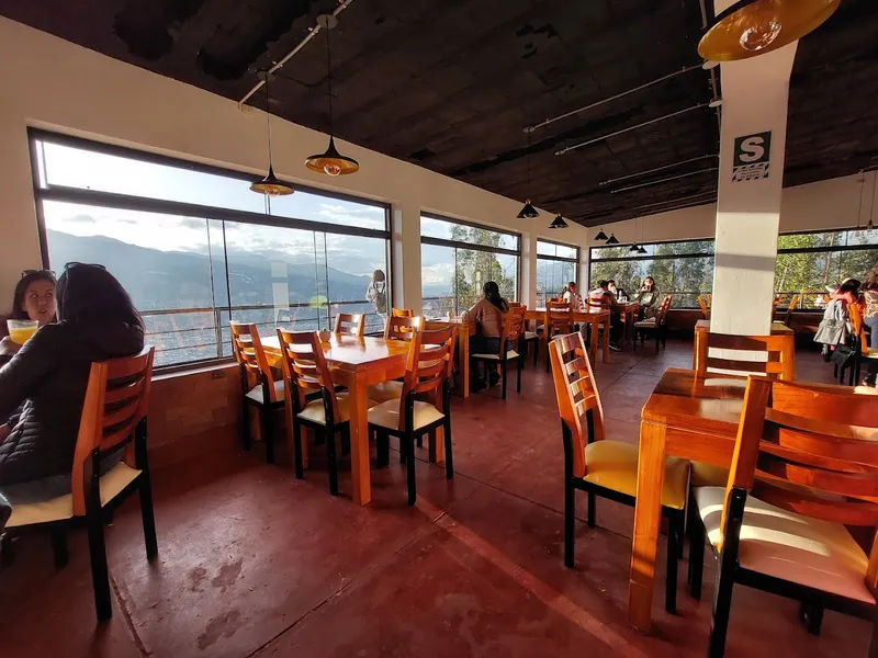 Cumbre Restaurante