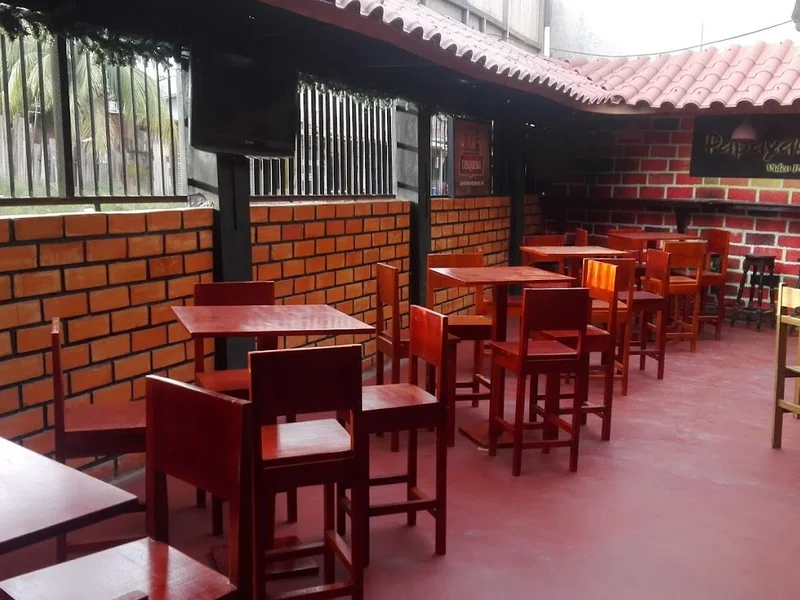 PapaYa's Bar