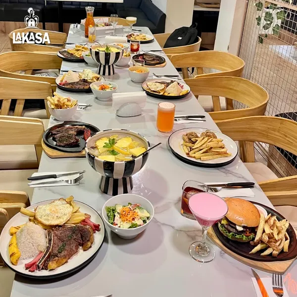 Lakasa restaurante