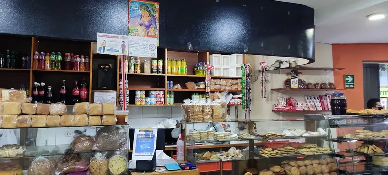 Panaderia Pasteleria Salazar