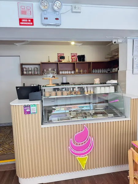 GELATOOZ HELADERIA ARTESANAL