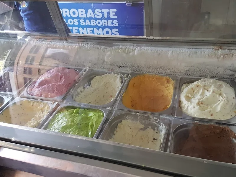 Heladeria "Caraz Dulzura"