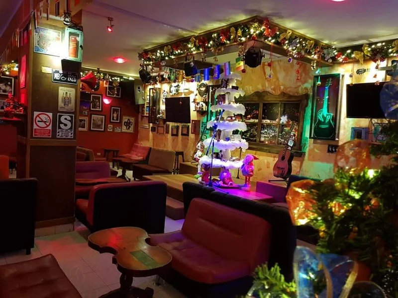 Lírikas Karaoke Show