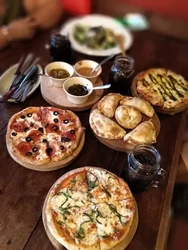 pizzerías de Loreto