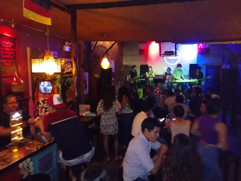 Warmi Bar Tarapoto