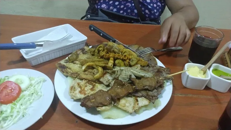 Imperial Restaurant Pollos y Parrillas
