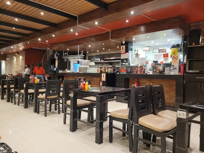 El Mesón, Pollos y Parrillas