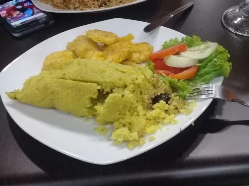 Ma' Fruta - Tarapoto - Juguería - Comidas Típicas - Restaurante - Regional