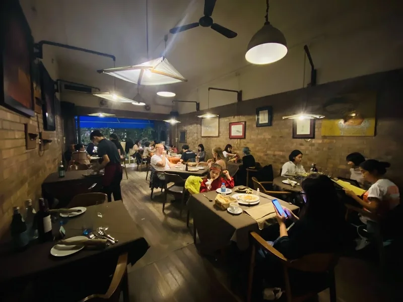 Nhà hàng Mediterraneo